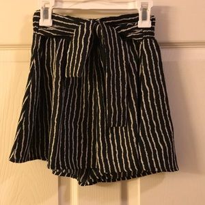 striped high waisted shorts